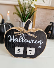 Load image into Gallery viewer, Pumpkin Shaped Count Down To Halloween Block