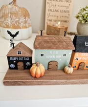 Load image into Gallery viewer, Spooky Street Autumn/Halloween House Figure Block