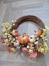 Load image into Gallery viewer, Rustic Autumnal Foliage Pumpkin Seasonal Decorative Willow Wreath