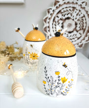 Load image into Gallery viewer, Yellow Bee Honey Pot With Drizzle Stick