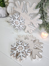 Load image into Gallery viewer, White Wash 3D Silver Glitter Snowflake Figure