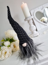 Load image into Gallery viewer, Black & White Speckled Gonk