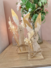 Load image into Gallery viewer, Natural Dried Flower Wooden Bunny Figure