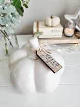 Load image into Gallery viewer, White Ceramic Pumpkin With String Tied Wooden Tag
