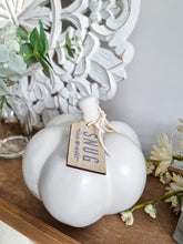 Load image into Gallery viewer, White Ceramic Pumpkin With String Tied Wooden Tag