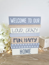 Load image into Gallery viewer, Welcome To Our Home White Daisy Plaque