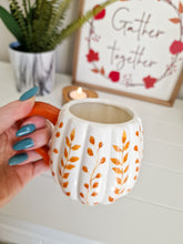 Load image into Gallery viewer, White &amp; Orange Leaf Detailed Pumpkin Mug
