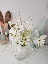 Load image into Gallery viewer, Ivory Wild Daisy Single Stem
