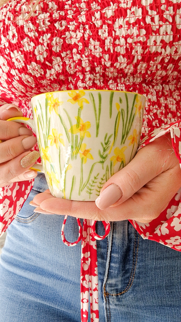 Cream Hand Painted Yellow Daffodil Stoneware Mug