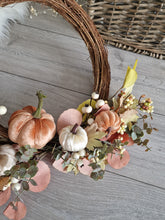 Load image into Gallery viewer, Rustic Autumnal Foliage Pumpkin Seasonal Decorative Willow Wreath
