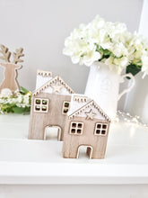 Load image into Gallery viewer, Nordic White Wooden Standing House - Set 2
