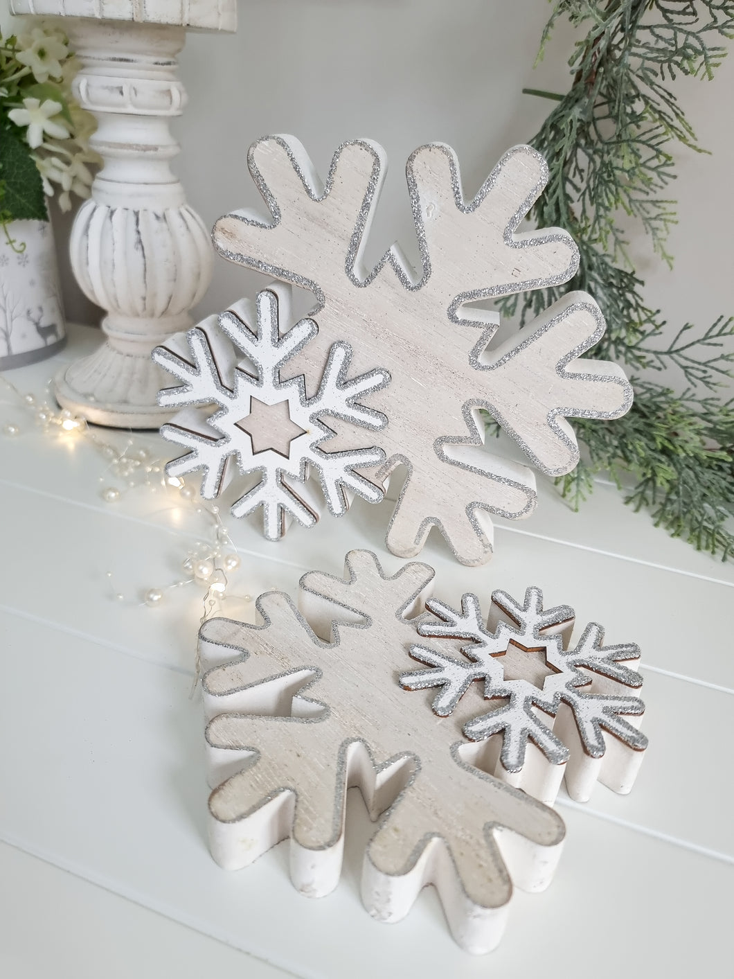 White Wash 3D Silver Glitter Snowflake Figure