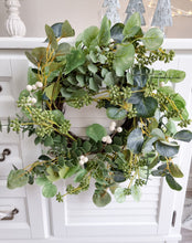 Load image into Gallery viewer, Green Foliage Wreath With White Berries
