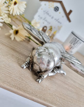 Load image into Gallery viewer, Intricate Silver Mountable Bee Figure
