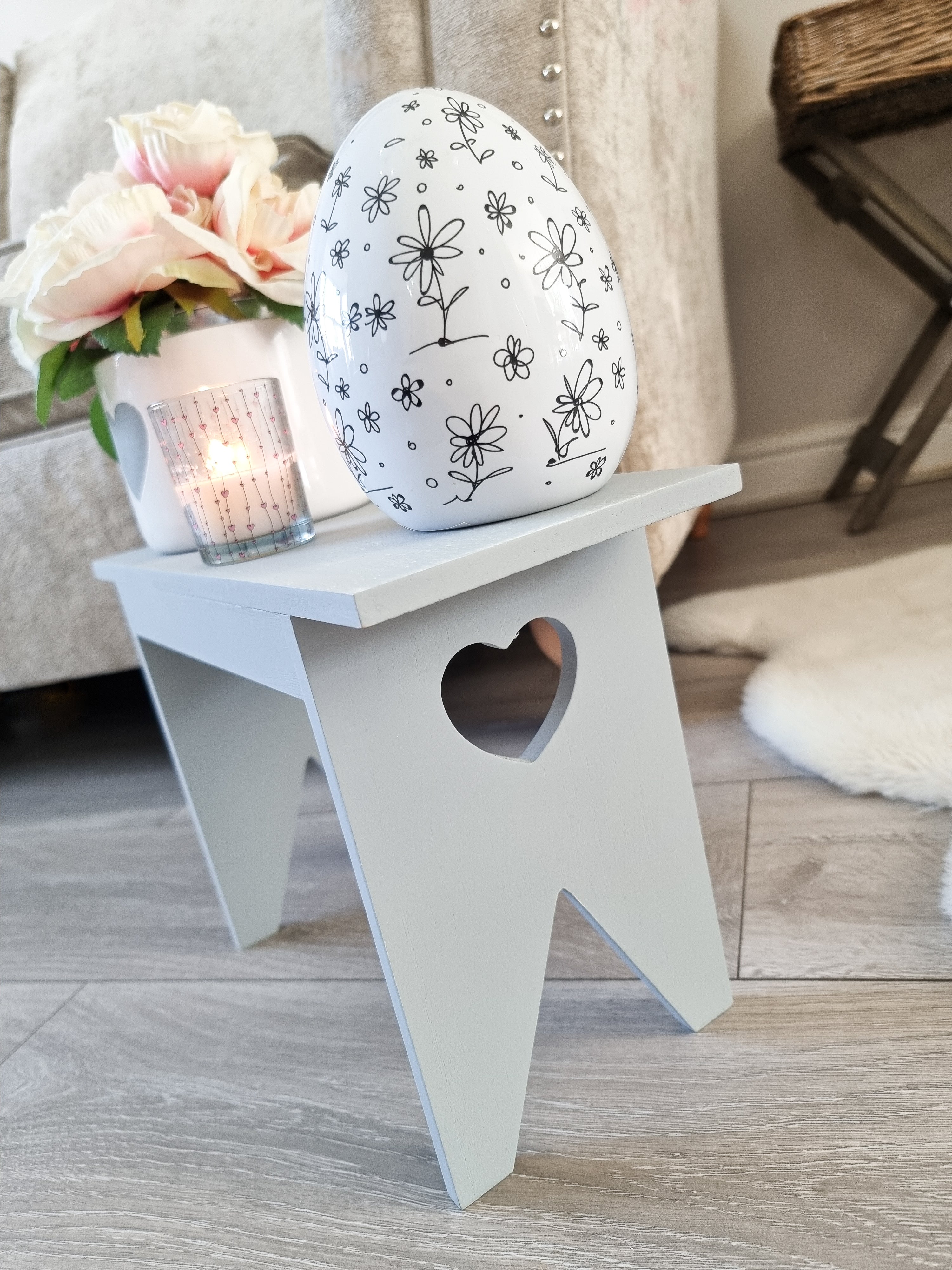 Grey Heart Mini Side Bench / Table – Peony Blossom Interiors