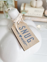 Load image into Gallery viewer, White Ceramic Pumpkin With String Tied Wooden Tag
