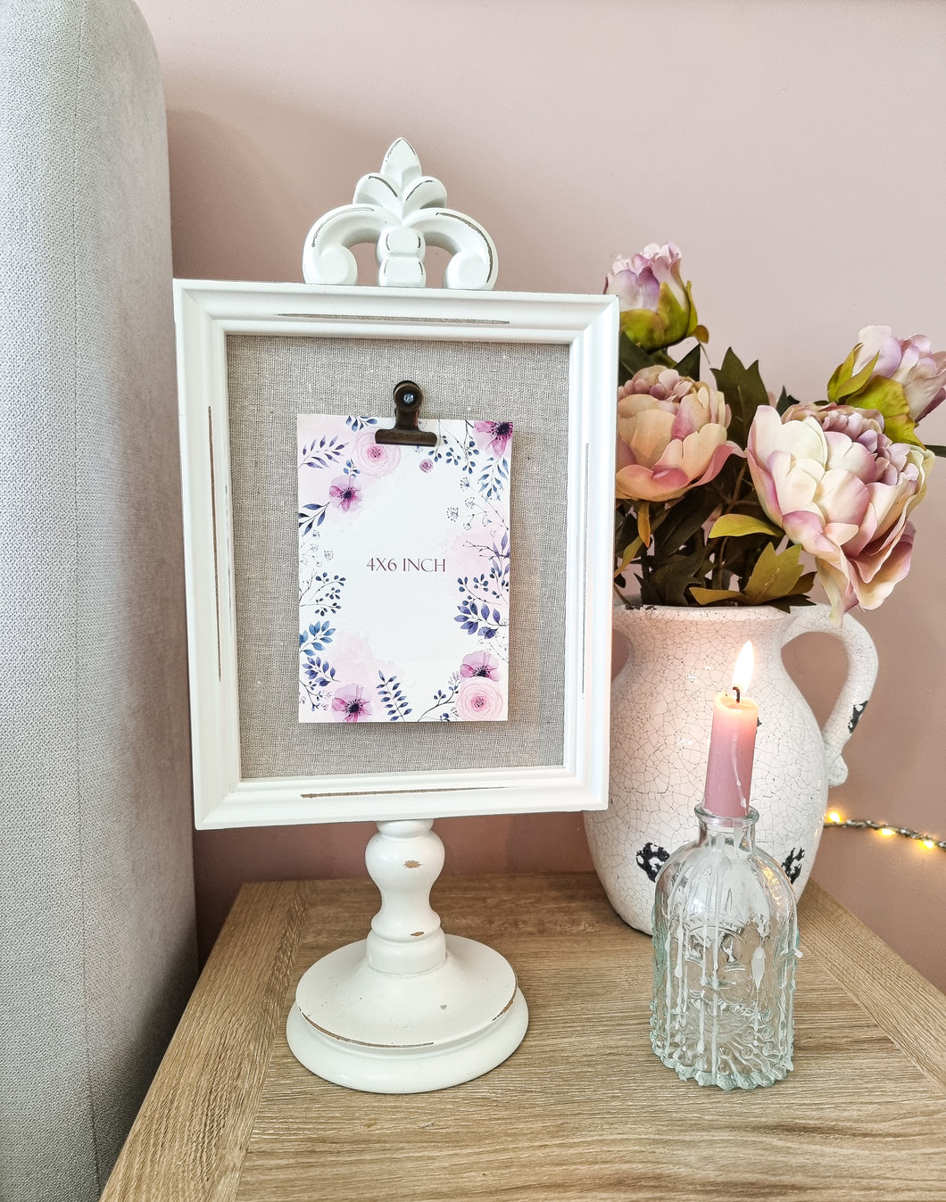 Distressed French White Photo Holder
