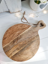 Load image into Gallery viewer, Heart Handle Natural Mango Wood Round Chopping Board
