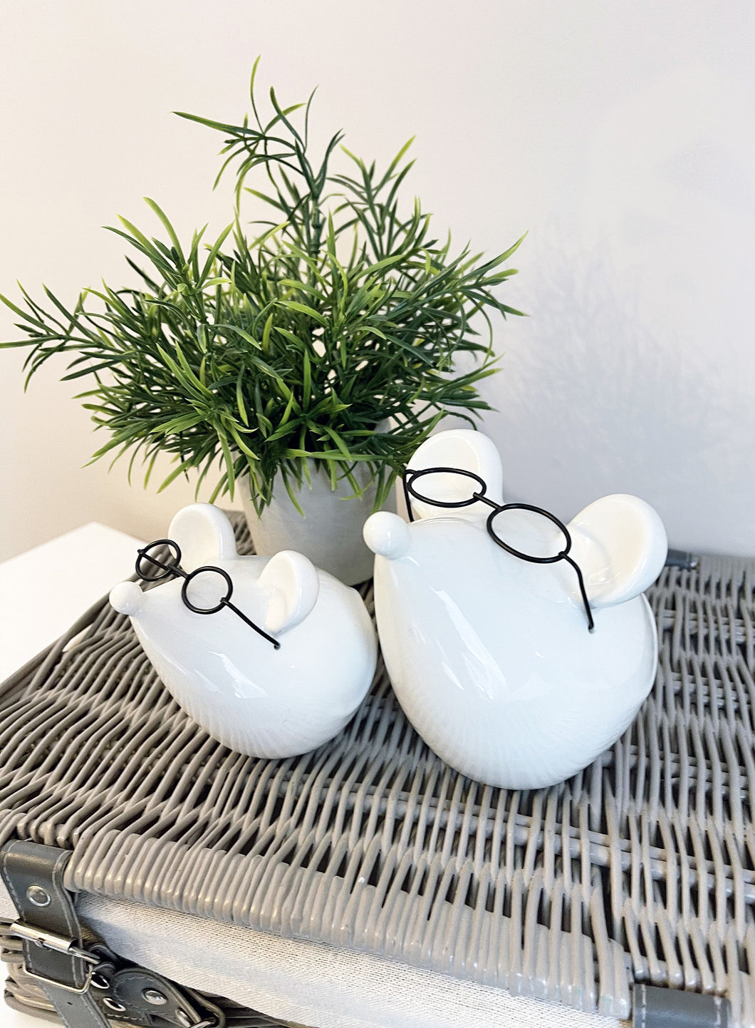 White Ceramic Mouse With Glasses