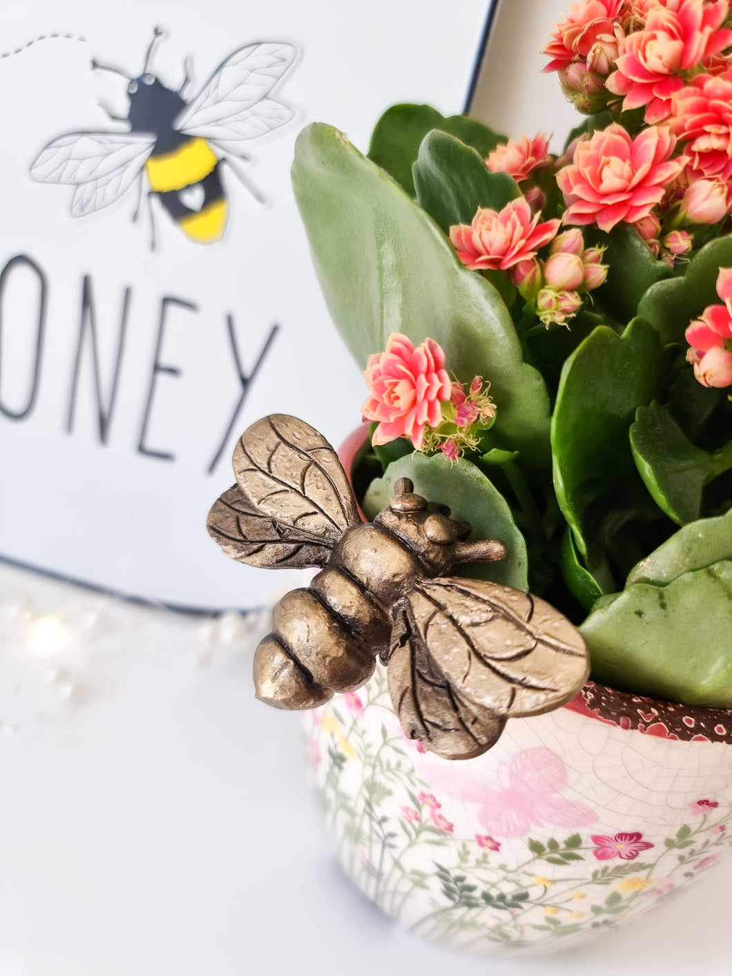 bee hanging planter Bronze Bee Hanging Planter Decoration