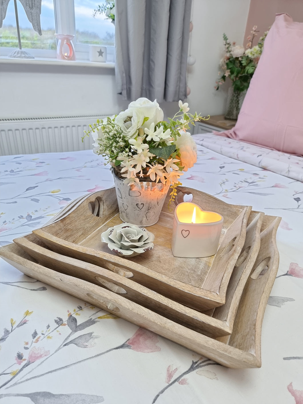 Natural White Washed Wooden Square Heart Trays