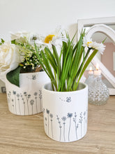 Load image into Gallery viewer, White &amp; Grey Floral Round Planter With Bees
